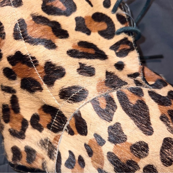 Steve Madden Annie Hidden Wedge Ankle Boot Leopard Tan  Black Women's sz 6.5 - Picture 7 of 10